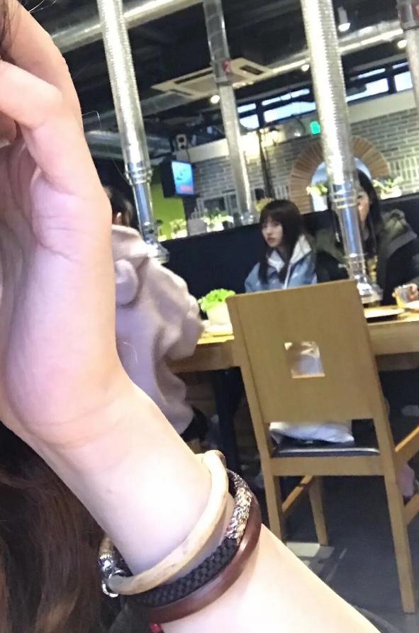 鞠婧祎|耍大牌？曝鞠婧祎曾命令网友删自拍，对方发文压根不认识她好尴尬