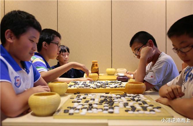 学霸|为什么老师的孩子几乎都是学霸？很少会成学渣，真的不是靠补课