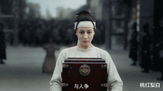 迪丽热巴|从最美杨贵妃到被嘲“大妈脸”,她比迪丽热巴老得更快!