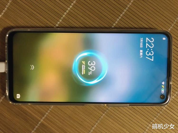 天玑1000|首发搭载天玑1000+芯片,还有44W快充+144Hz高刷,为何卖不动了?