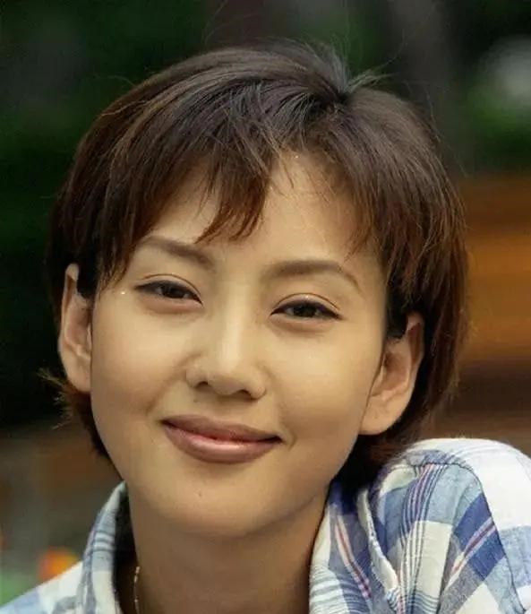 90年代韓國女星，金喜善讓人眼前一亮，全智賢真沒有張雨綺好看-圖10