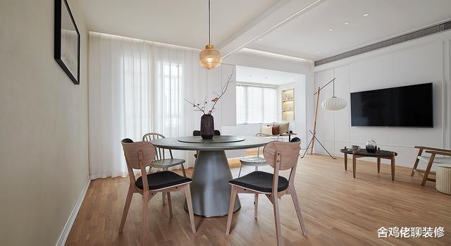 电视背景墙|参观她家的82㎡新房，才懂得岁月静好，越简单越舒适，令人羡慕