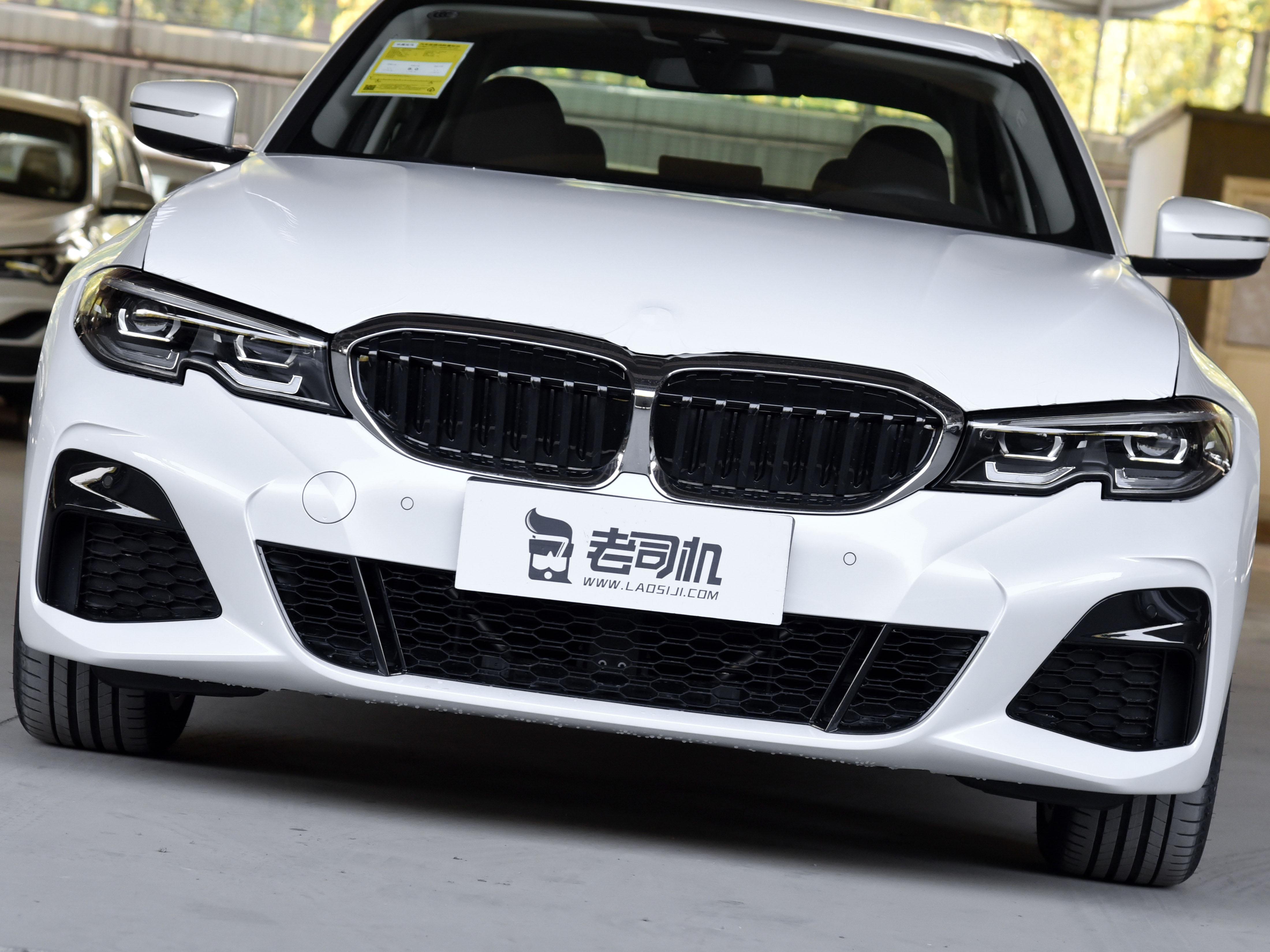 宝马3系|28万元左右你选谁？ 宝马3系 VS 奥迪A4L