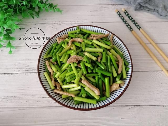 「李子柒」5月，孩子长高黄金期，多给孩子吃这菜，脆嫩可口，个子蹭蹭长