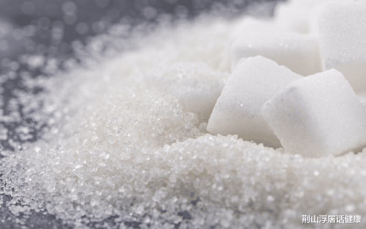 高血脂|甘油三酯升高，身上会出现3处异常，若没有，血管或算通畅