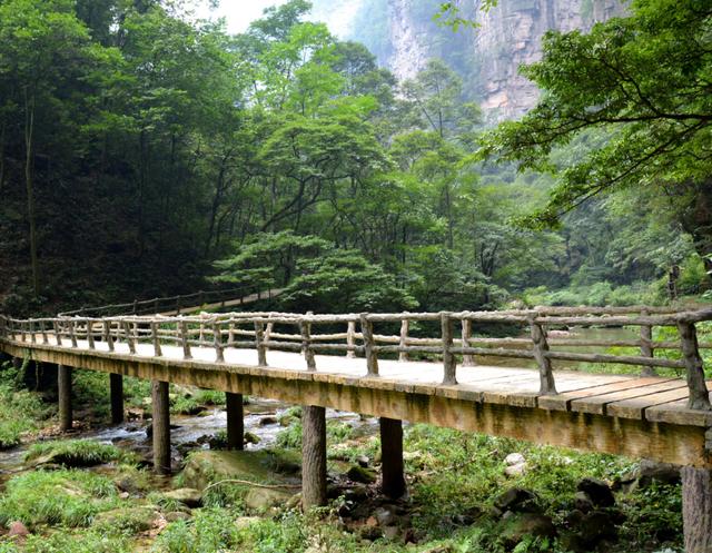 #张家界#中国最“良心”景区，一张门票能玩4天，景区内可免费乘车