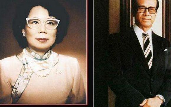 李嘉欣|1989年深夜，李嘉诚花3000万将李嘉欣带回家，次日原配就暴毙家中