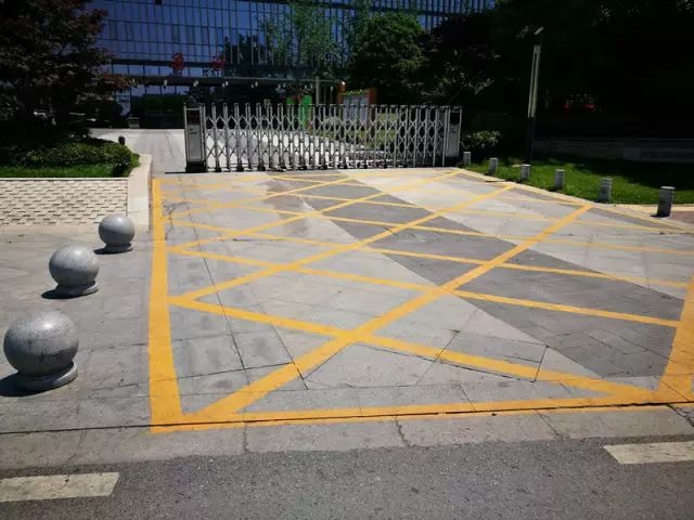 开封网|开封这94处路口注意!专拍压线……