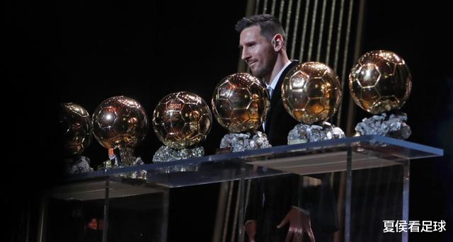 C罗|绝代双骄合体？3大原因揭秘C罗联系巴萨的原因，夺冠只是次要的