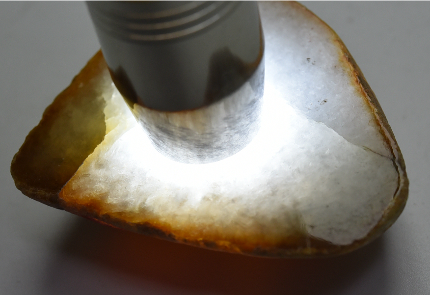 翡翠|翡翠市场“十有九豆”——豆种翡翠原石也有它的魅力