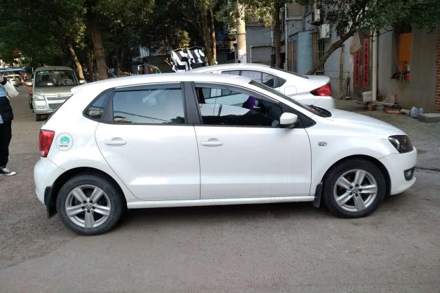 [自动挡]手里只有4万元，还想买自动挡二手车！能买到什么样的车型