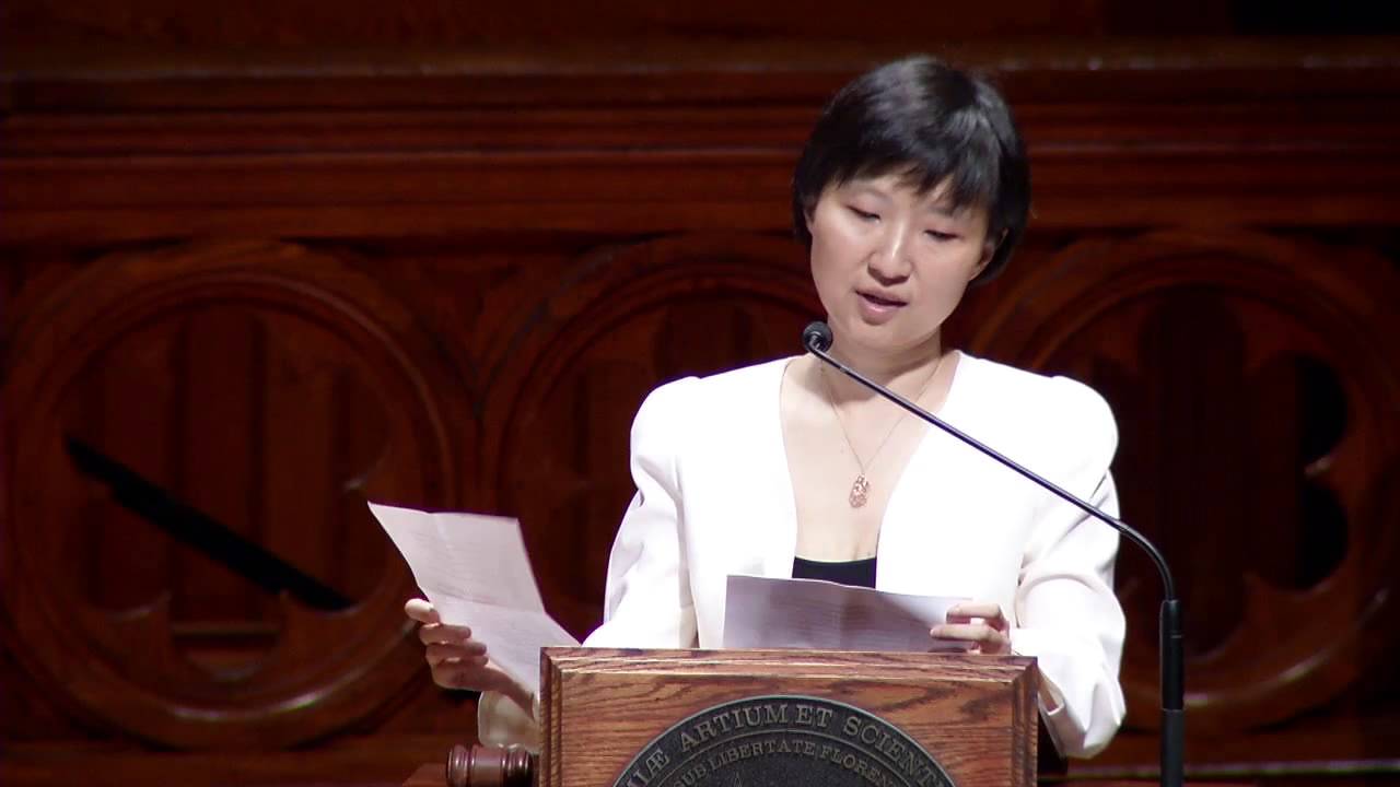 「庄小威」当年祖国倾力培养的神童庄小威,留学后入籍美国,如今已成院士