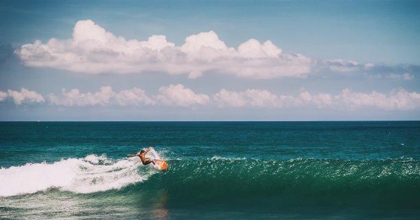 巴厘岛|不长记性！中国游客又来玩了，国家表示：费用全部由个人承担