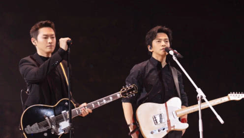 李健|歌手音乐人李建,华语音乐圈里少有的一股清流