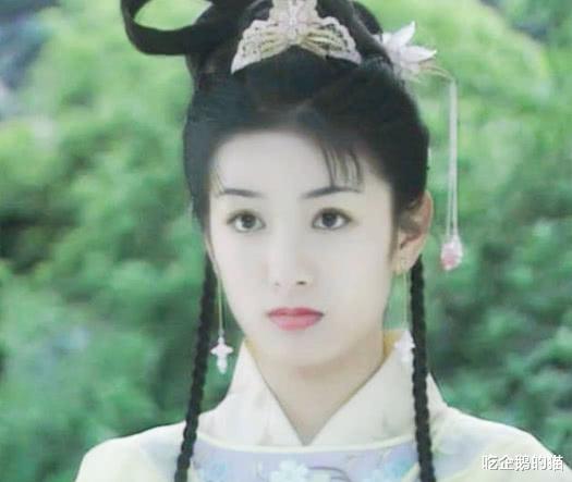 #林心如#古装美人一袭黄衣，本以为赵丽颖、林心如够美了，看到贾静雯：惊为天人！