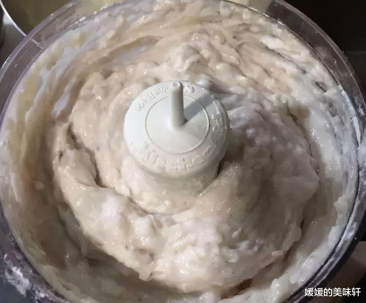 鱼丸|想吃鱼丸不用买，教你自制技巧和方法，从鱼肉到鱼丸，步骤详细