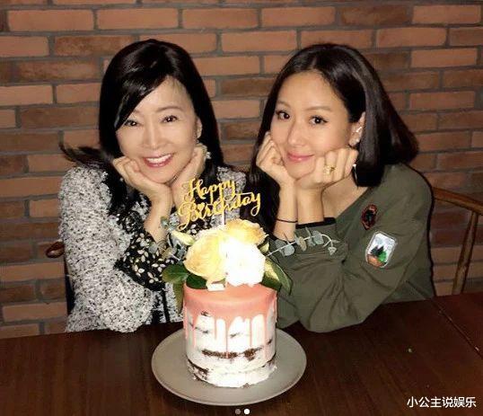 何念|日本痴情富豪，迷恋中国女神30年不结婚，55岁如愿抱得美人归
