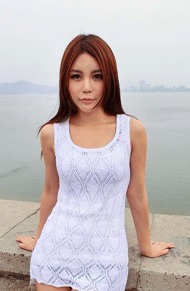 「非诚勿扰」当年“宁愿坐在宝马里哭”的非诚勿扰马诺，如今的生活太真实了