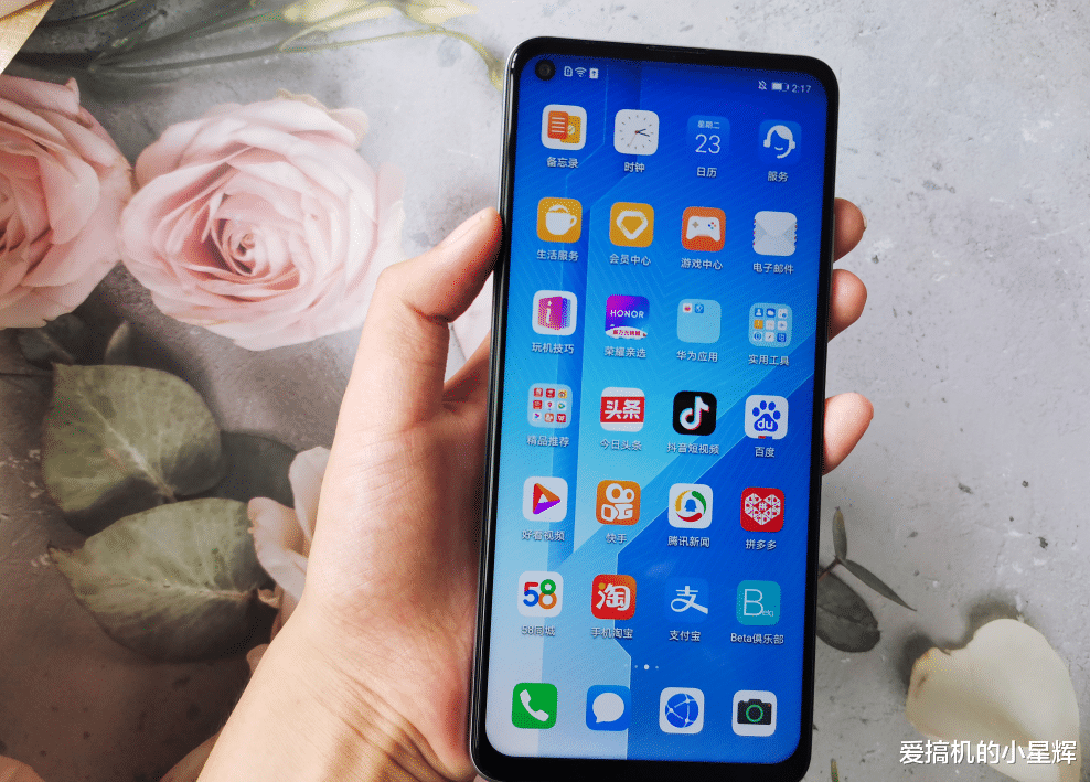 5g手机|目前最值得推荐的三款5G神机，6+128GB最低1359，高配低价够良心