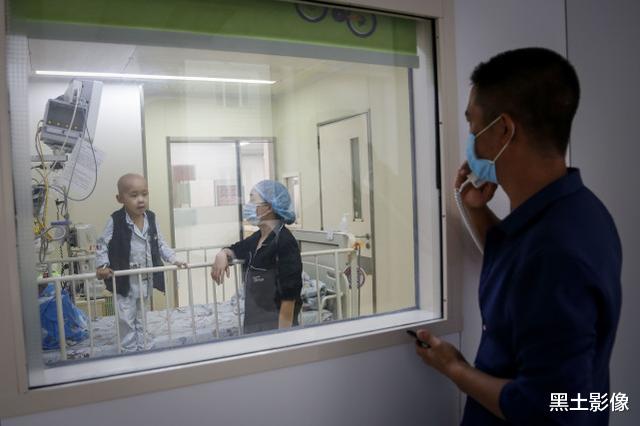 黑土影像|云南一女子2个孩子先后患病，不知祸根是自己，更悲剧的是会绝后