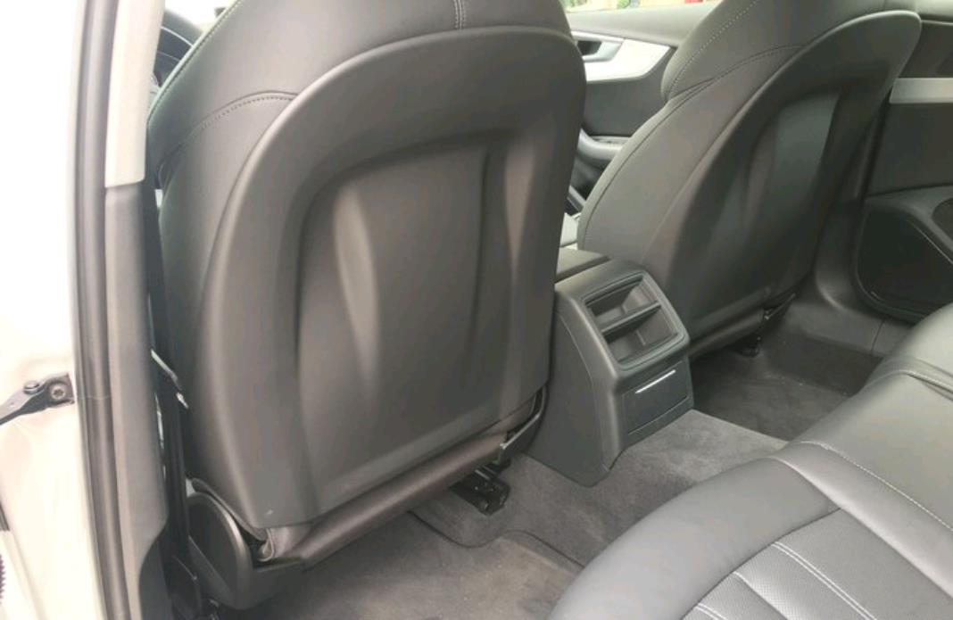 奥迪A4L@喜提2020款奥迪A4L，车主：油耗仅6.8L，分享2200公里用车感受