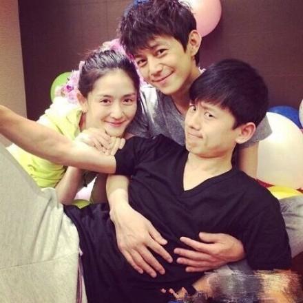 「娱乐圈」就算睡一起都没有“绯闻”的6对明星，最后一对连卓伟都懒得管
