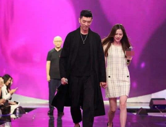 非诚勿扰|“非诚勿扰”火了9年，都是托？女嘉宾来上节目都是各怀心思的