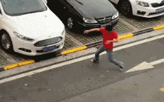 钢铁侠|“原来是真实的电影镜头啊，一直以为是特效！”哈哈哈