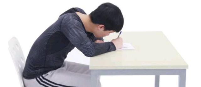 美女车模|韩国第一车模柳多妍直角肩高冷魅惑，香肩美背只需4步，带你完美练