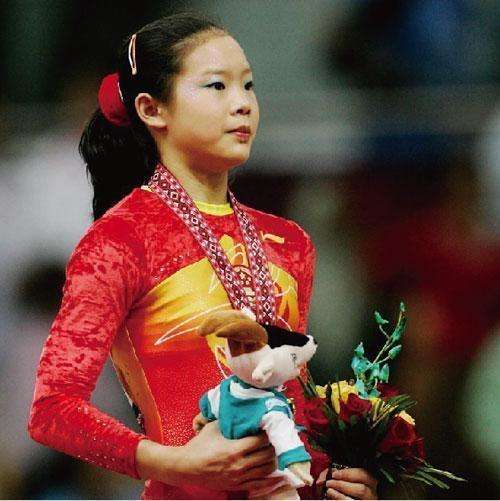 程菲|32岁体操公主退役8年胖70斤，现任大学副教授，感情上仍是空白