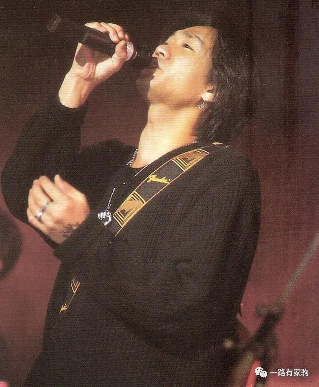 「beyond」黄家驹任队长时，Beyond乐队的歌有哪些特点？