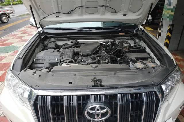 [丰田普拉多]途乐4.0已经比霸道2.7便宜了，如果是你，你该怎么选?