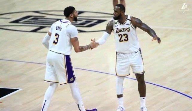 贾巴尔：NBA历史第二人究竟是贾巴尔还是詹姆斯？其实他俩都不是