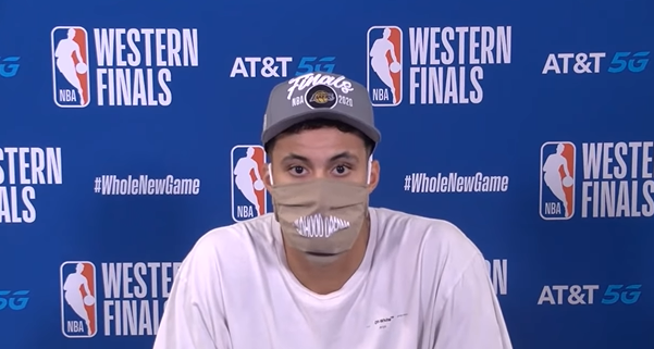 德怀特·霍华德|谢谢詹姆斯!霍华德含泪告白,库兹马强调两个字,卡鲁索铁林都动情了!