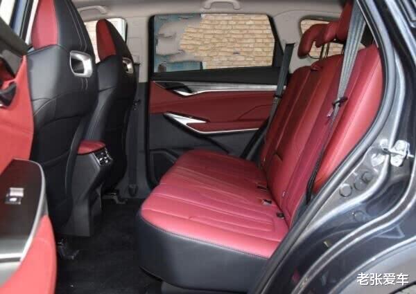 『长安CS75』全车0缺陷，不买途观就买它，车宽1米87仅10万，一年卖出19万辆