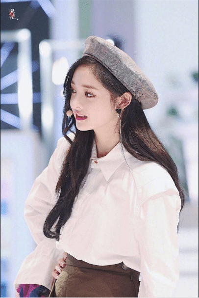 『练习生』曾多次否认自己是中国人，现在又厚着脸回国捞金，网友：忘本不要脸！