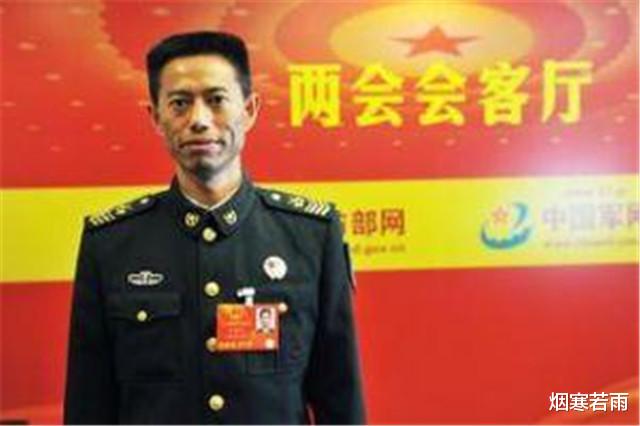 「」“兵王”王忠心农村出身，却是一个连将军见到他，都会敬礼的军人