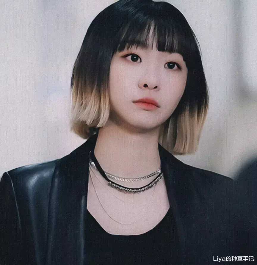 刘海■漫画刘海正流行！太显脸小 ！堪比换头！