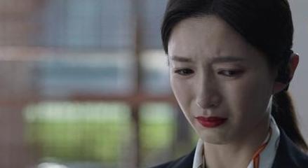 三十而已|《三十而已》结局钟晓芹赢了,她的起点,是王漫妮奋斗一生的终点