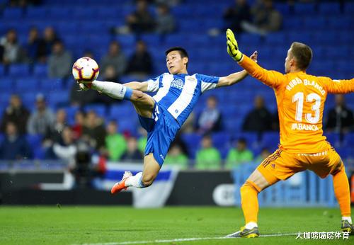 #武磊#西班牙人主教练：武磊控球能力差，他总想着射门