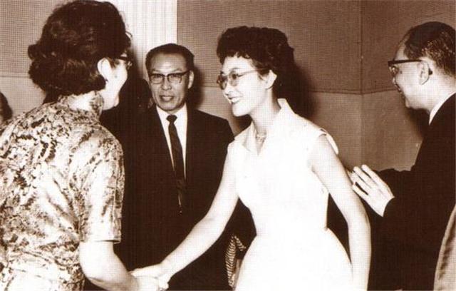 四大天王|顾圣婴：年少成名响彻乐坛，30岁和家人共同轻生，葬礼上尸骨无存