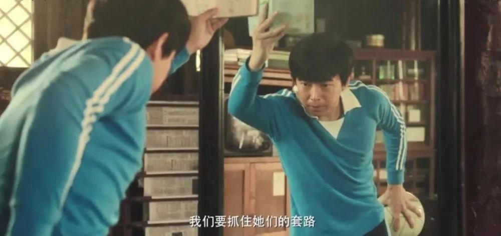 黄渤|当年的帅气小生彭昱畅，怎么就越来越像“黄渤”？这照片真是绝了！
