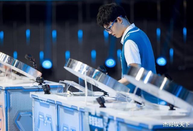 最强大脑|《最强大脑》第11期：郑林楷深夜发长文吐槽节目赛制和题目难度