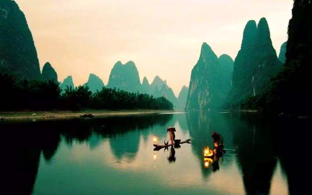 【广西】广西一景点迎客第一天，就被游客狂吐槽：去了就后悔的人间陷阱！