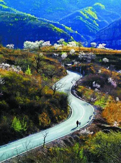 [自驾]五一小假期，自驾之旅，京郊16条醉美的公路，总有一款适合您！