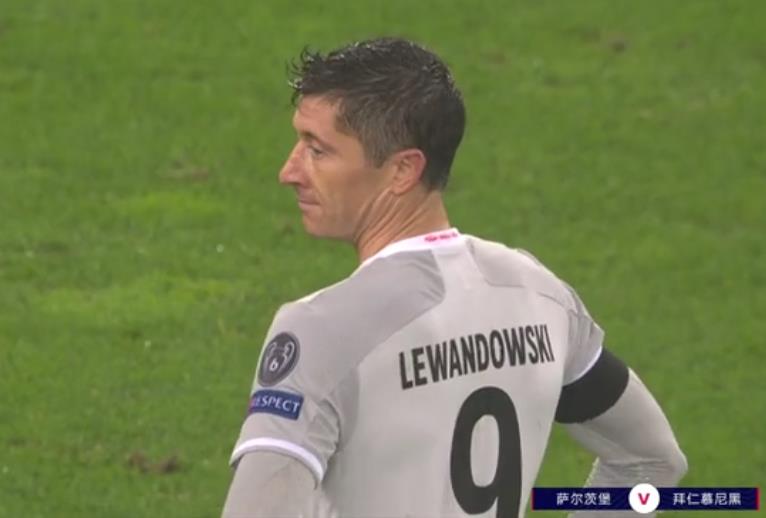 拜仁慕尼黑|还敢还手？拜仁被彻底激怒了，13分钟狂轰4球客场制造惨案