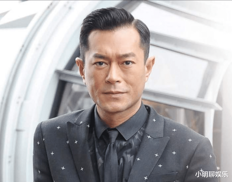 赵本山：中国最有钱的七位男星， 赵本山才排第四， 第一为人低调， 让人敬仰