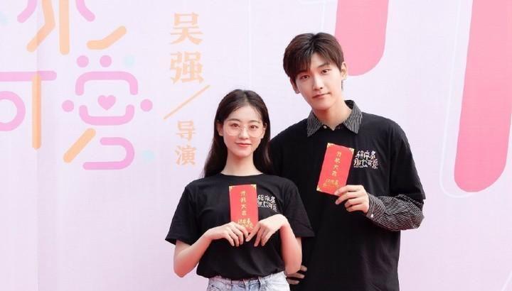 男神|又一都市甜宠剧来袭，“女扮男装”追男神甜度升级，这颜值我追了