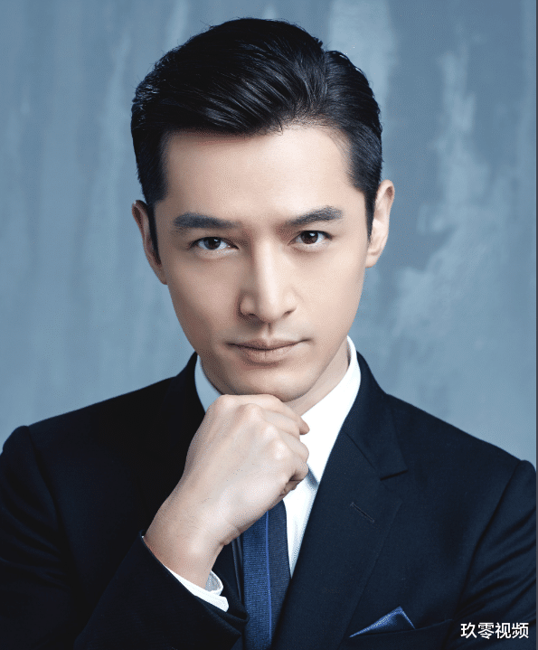 胡歌|为救胡歌当场死亡，成为胡歌一生的痛，以她的名义捐了30所学校