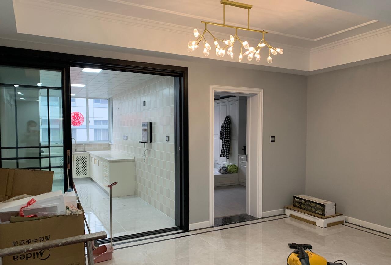 『』历时半年硬装结束,打扫干净漂亮极了,电视墙非常抢眼,分享一下